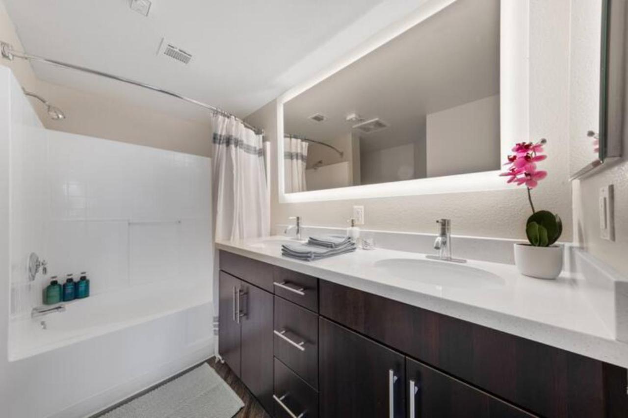 Blue Topaz Retreat - Spacious 3Br Gorgeous City Views Лос-Анджелес Экстерьер фото